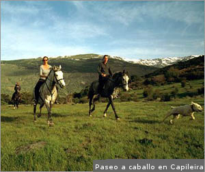 Trekking on horseback above Capileira